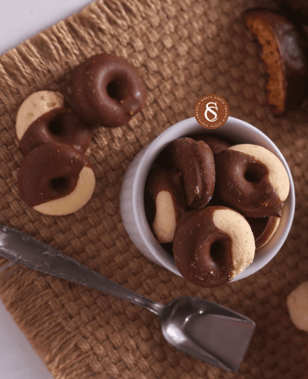 BISCOITO DE LEITE CONDENSADO E CHOCOLATE AO LEITE SANTA CESTA 120G - Imagem 2