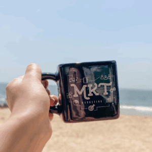 CANECA QUADRADA PRETA MARKETING - 380ML