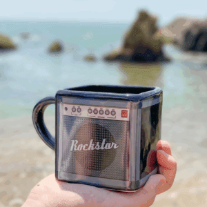 CANECA QUADRADA ROCKSTAR CAIXA DE SOM - 380ML