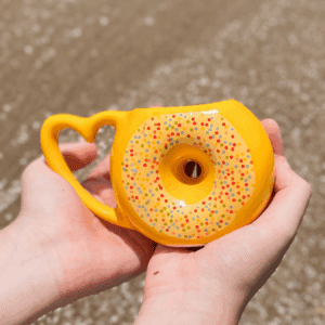 CANECA DONUTS COM CONFEITOS - 200ML