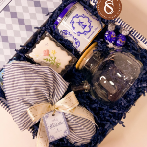 TEA AND CHOCOLATE BOX